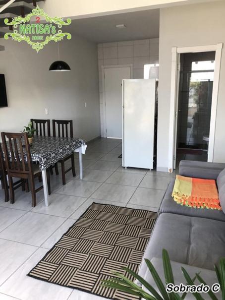 Villa Sobrados Aconchegante Com Piscina "Natisashouse" Bombinhas Esterno foto