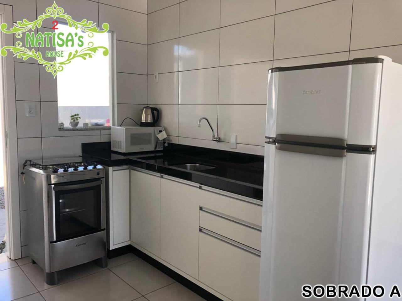 Villa Sobrados Aconchegante Com Piscina "Natisashouse" Bombinhas Esterno foto