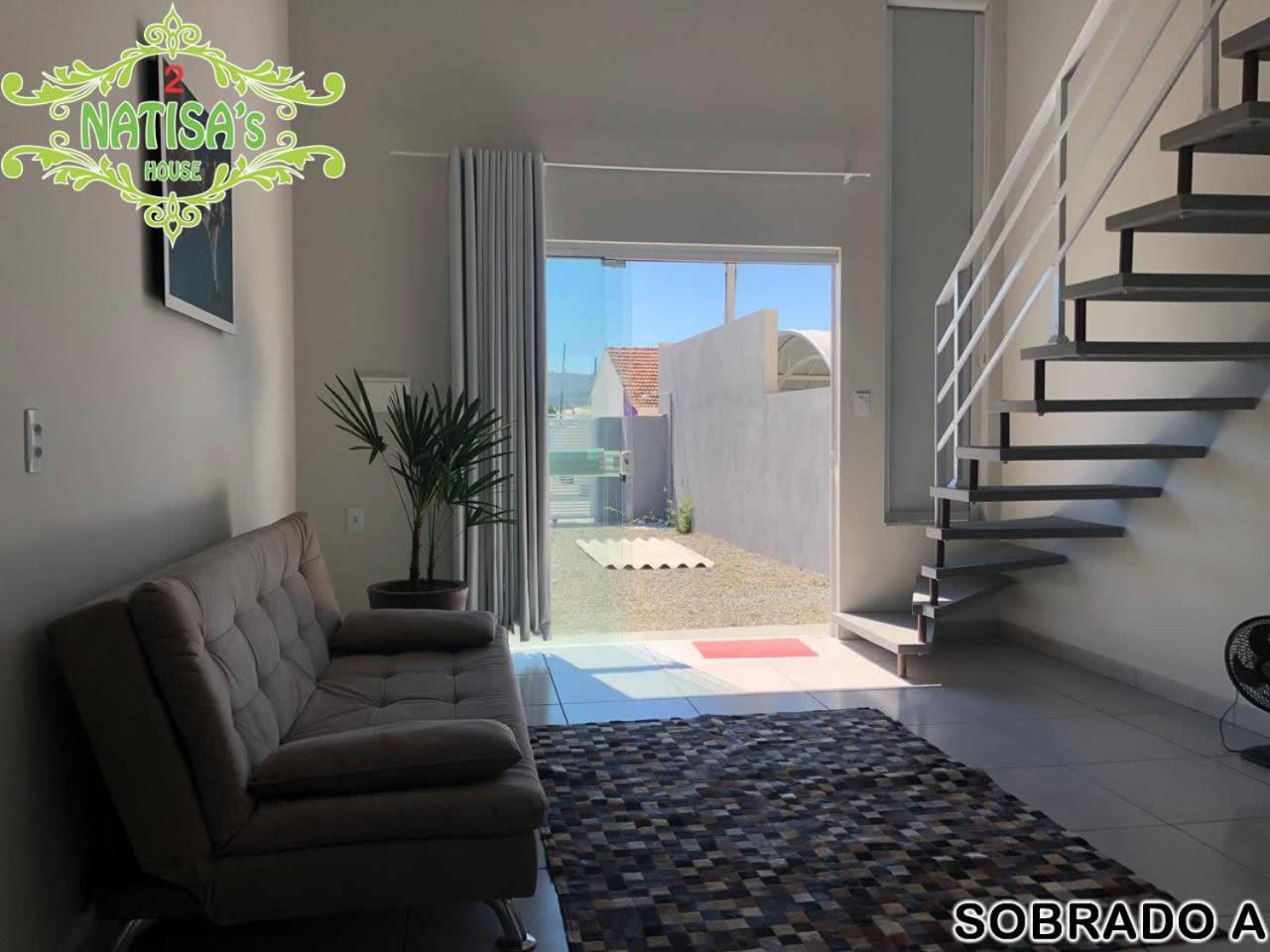 Villa Sobrados Aconchegante Com Piscina "Natisashouse" Bombinhas Esterno foto